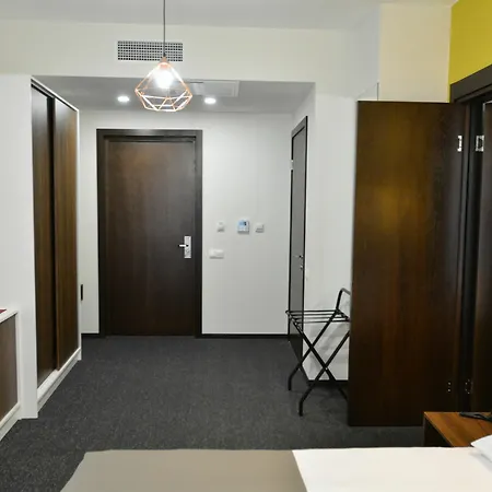 Hotel Garnet Tbilisi Exterior photo